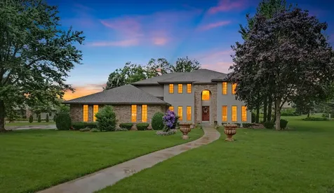 402 Holly Ridge Court St. Joseph IL 61873