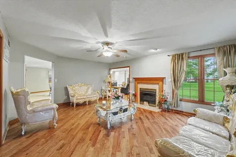 402 Holly Ridge Court St. Joseph IL 61873
