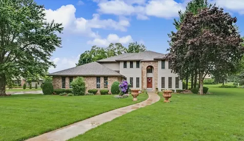 402 Holly Ridge Court St. Joseph IL 61873