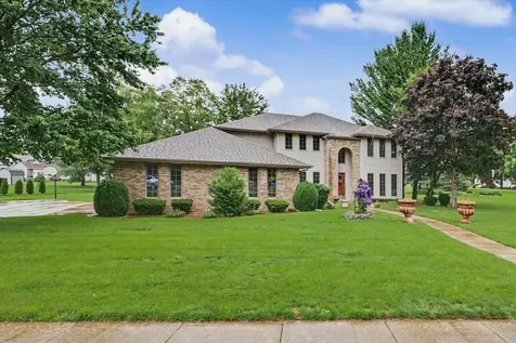 402 Holly Ridge Court St. Joseph IL 61873