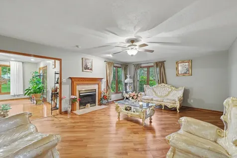 402 Holly Ridge Court St. Joseph IL 61873