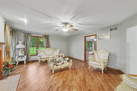 402 Holly Ridge Court St. Joseph IL 61873