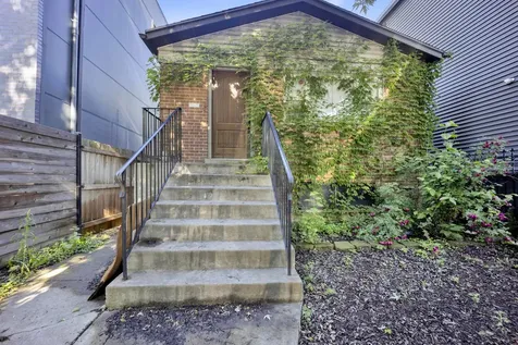 1746 North Albany Avenue Chicago IL 60647