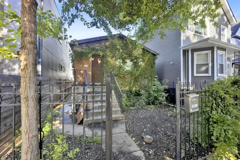 1746 North Albany Avenue Chicago IL 60647