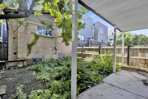 1746 North Albany Avenue Chicago IL 60647