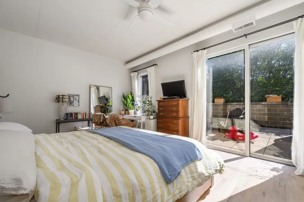 4114 North Lincoln Avenue Chicago IL 60618