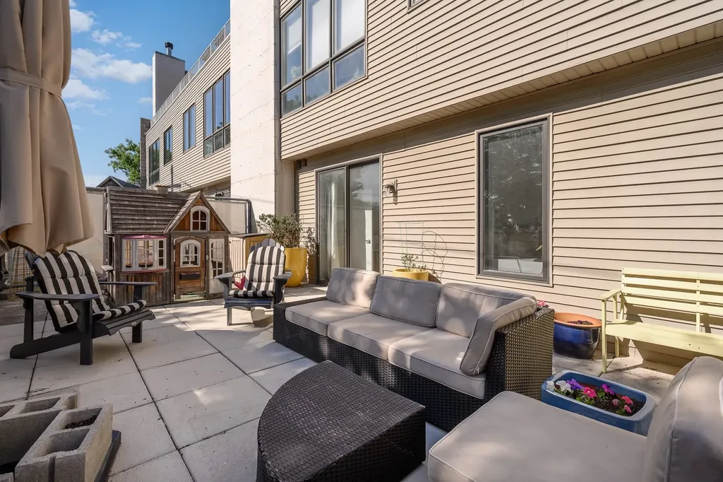 4114 North Lincoln Avenue Chicago IL 60618