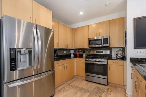4114 North Lincoln Avenue Chicago IL 60618