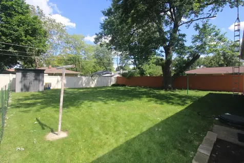 704 Woodlawn Avenue Joliet IL 60435