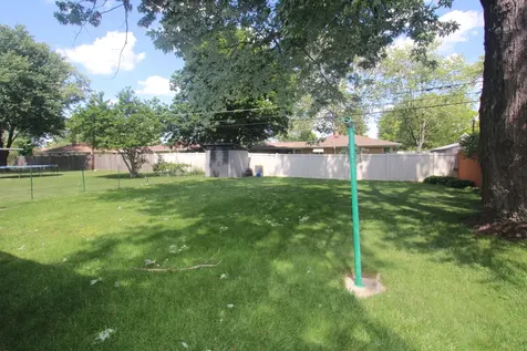 704 Woodlawn Avenue Joliet IL 60435