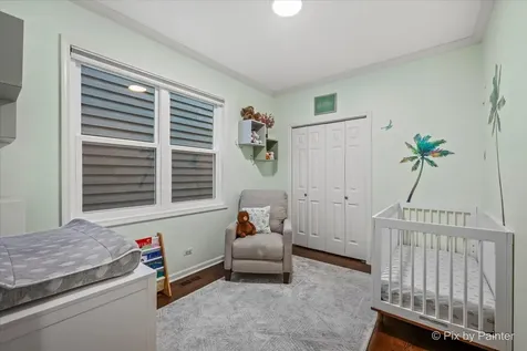 1520 West Henderson Street Chicago IL 60657