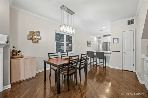 1520 West Henderson Street Chicago IL 60657