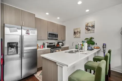 650 North Green Street Chicago IL 60642