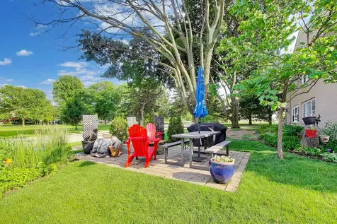 1530 East Northwest Highway Arlington Heights IL 60004