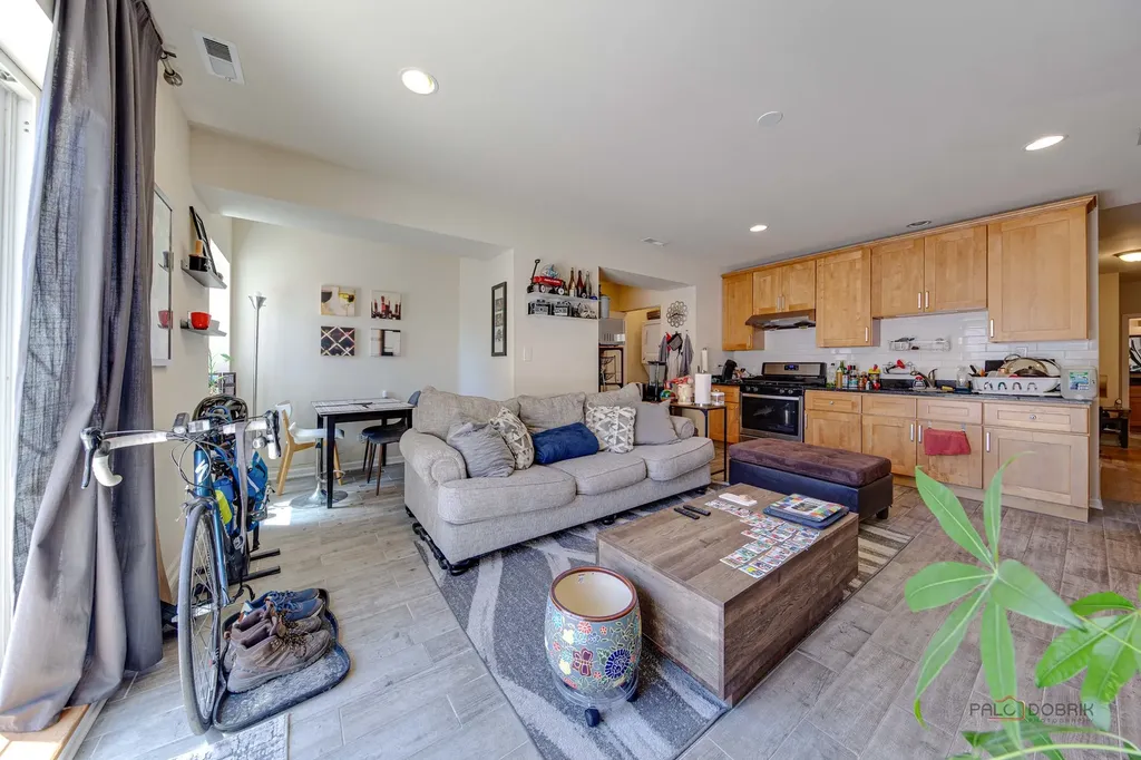 3511 South Halsted Street Chicago IL 60609