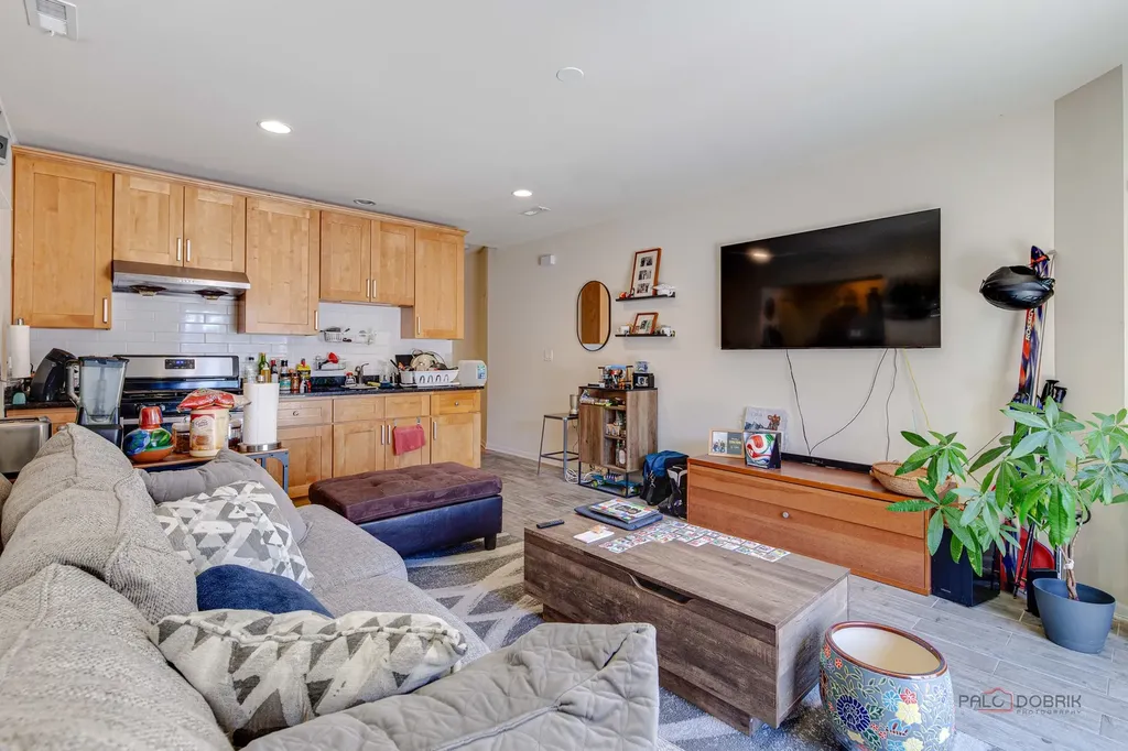 3511 South Halsted Street Chicago IL 60609
