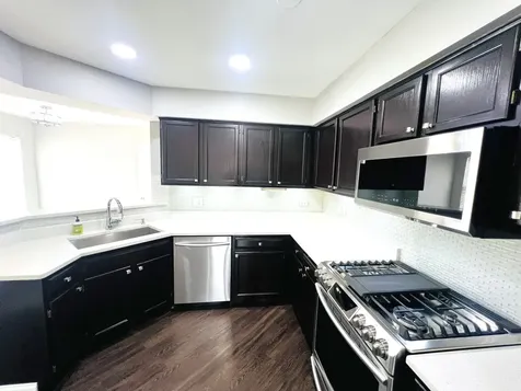 111 North Woodbury Lane Lake Bluff IL 60044