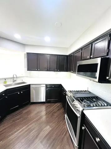 111 North Woodbury Lane Lake Bluff IL 60044