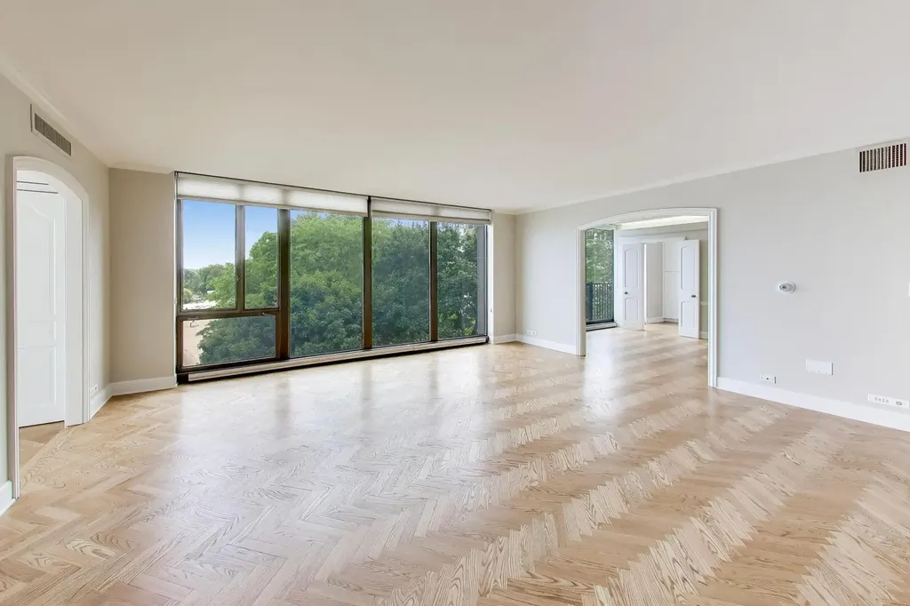 1420 Sheridan Road Wilmette IL 60091