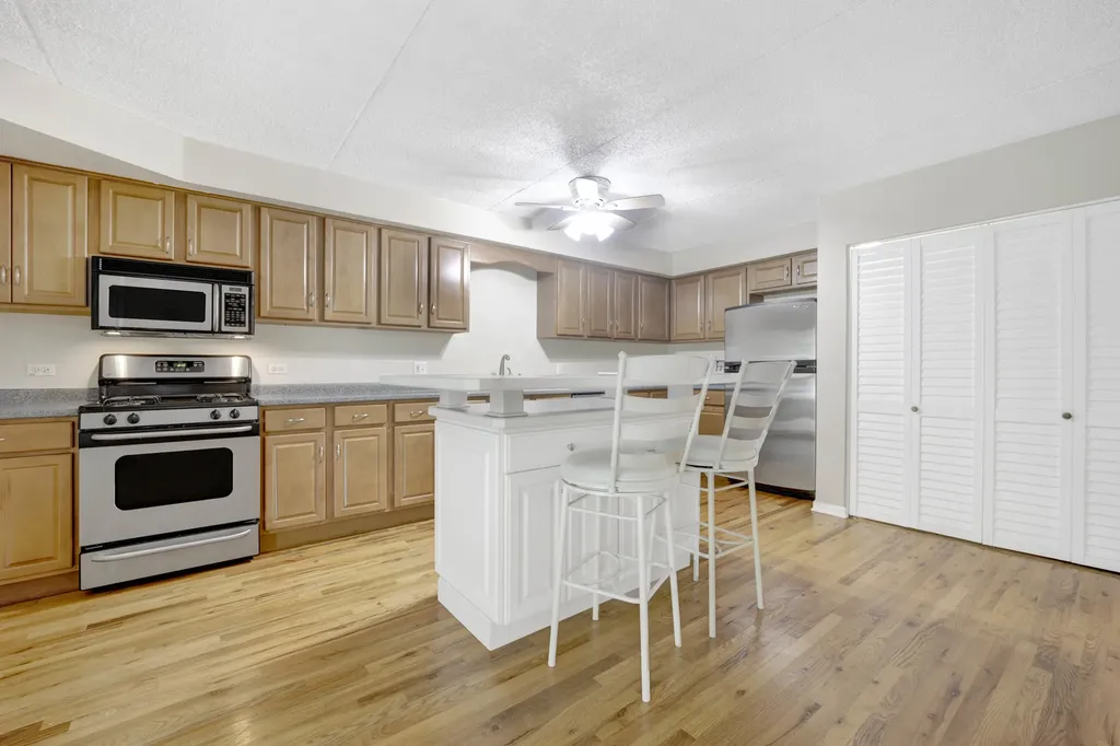 15502 Orlan Brook Drive Orland Park IL 60462