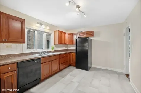 2311 Brown Avenue Evanston IL 60201