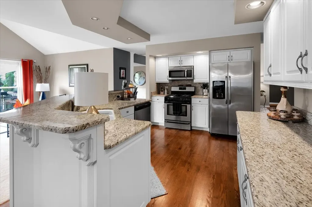 565 Blackberry Ridge Drive Aurora IL 60506