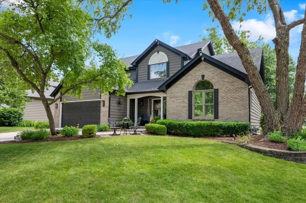 565 Blackberry Ridge Drive Aurora IL 60506