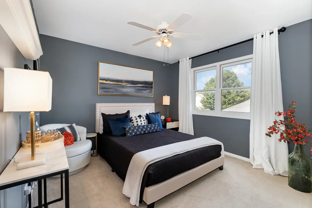 565 Blackberry Ridge Drive Aurora IL 60506