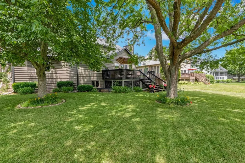 565 Blackberry Ridge Drive Aurora IL 60506
