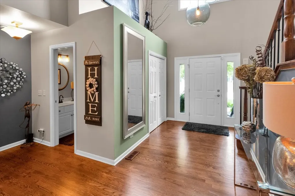 565 Blackberry Ridge Drive Aurora IL 60506