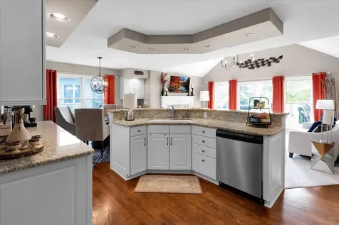 565 Blackberry Ridge Drive Aurora IL 60506