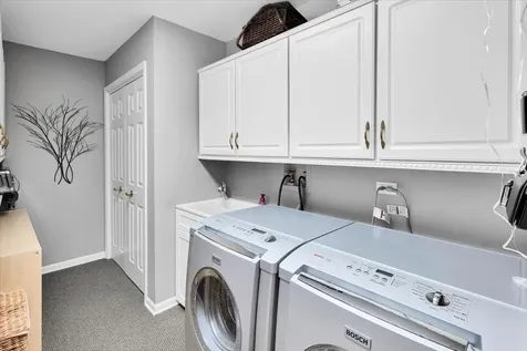 565 Blackberry Ridge Drive Aurora IL 60506