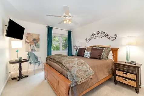 565 Blackberry Ridge Drive Aurora IL 60506