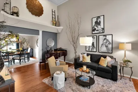 565 Blackberry Ridge Drive Aurora IL 60506