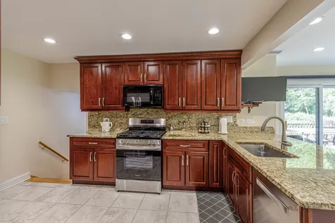 409 Chicory Lane Buffalo Grove IL 60089