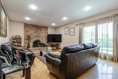 409 Chicory Lane Buffalo Grove IL 60089