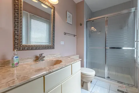 409 Chicory Lane Buffalo Grove IL 60089