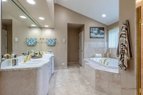 409 Chicory Lane Buffalo Grove IL 60089