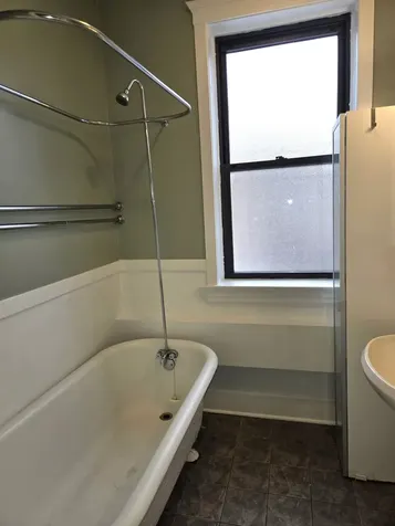 5208 North Clark Street Chicago IL 60640
