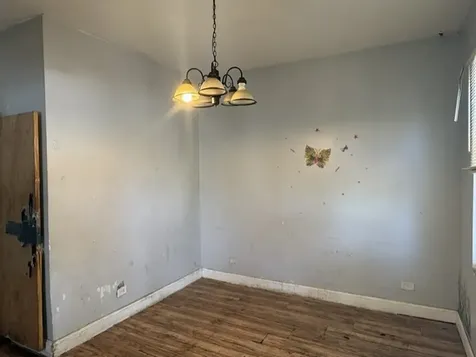 8711 South Exchange Avenue Chicago IL 60617