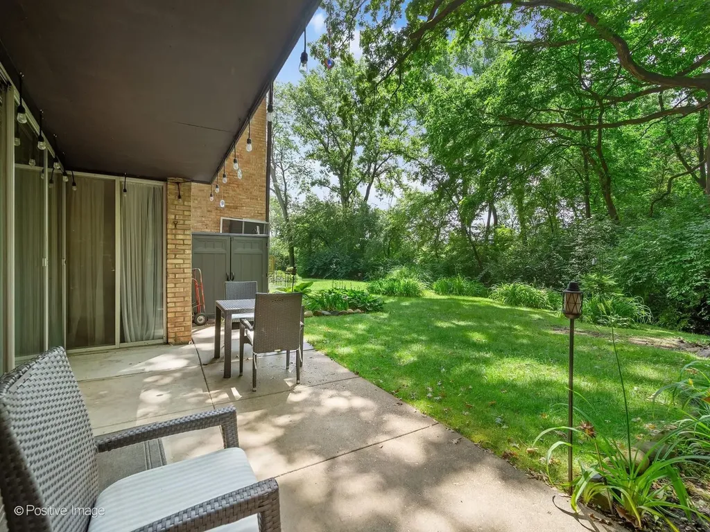 5700 Hillcrest Lane Lisle IL 60532