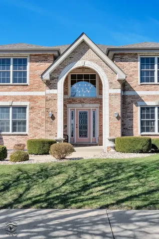 1873 Claire Drive Bourbonnais IL 60914