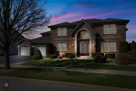 1873 Claire Drive Bourbonnais IL 60914