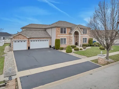1873 Claire Drive Bourbonnais IL 60914