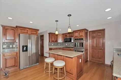 1873 Claire Drive Bourbonnais IL 60914