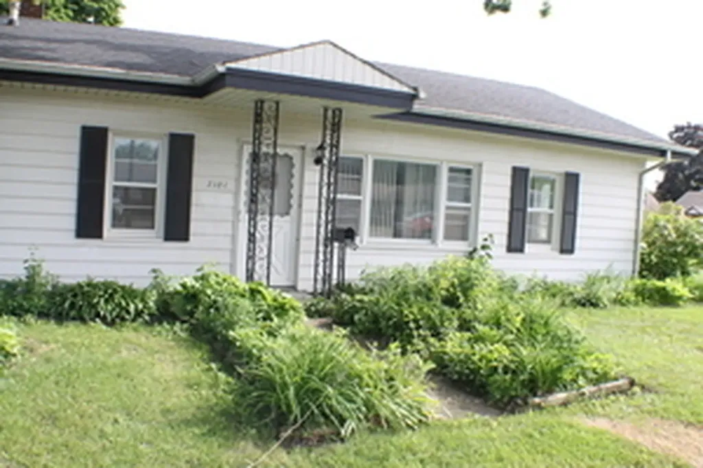 2101 Eshcol Avenue Zion IL 60099