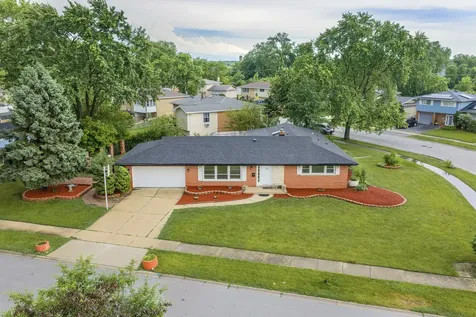 445 East 168th Place South Holland IL 60473