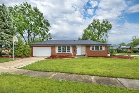 445 East 168th Place South Holland IL 60473