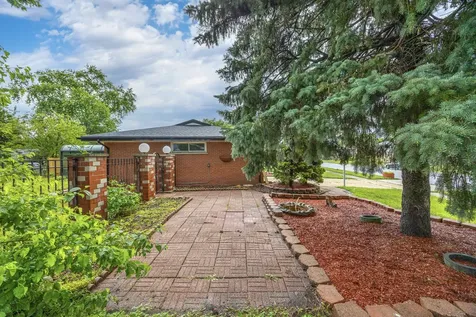 445 East 168th Place South Holland IL 60473