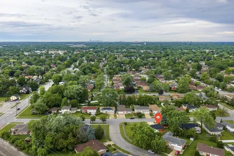 445 East 168th Place South Holland IL 60473